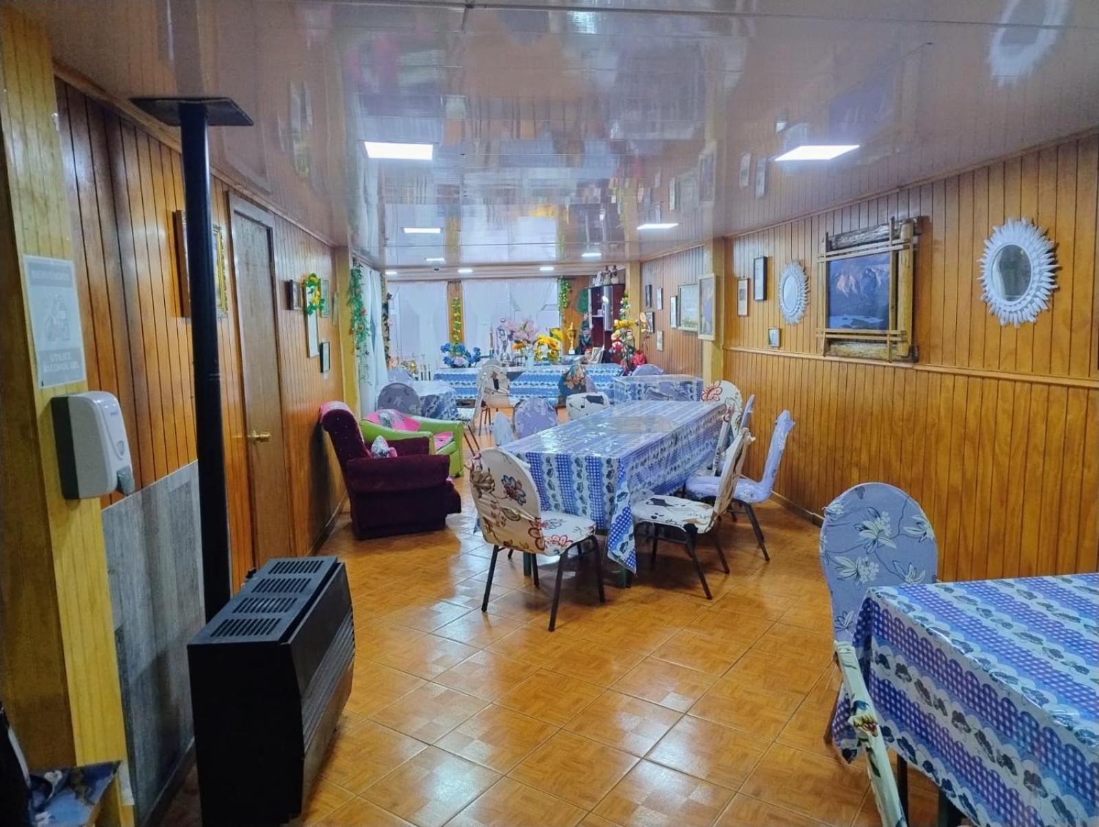 Hostal Y Residencial El Mundial Puerto Natales Exteriér fotografie