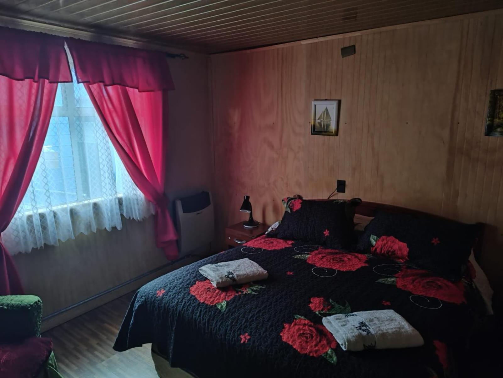 Hostal Y Residencial El Mundial Puerto Natales Exteriér fotografie